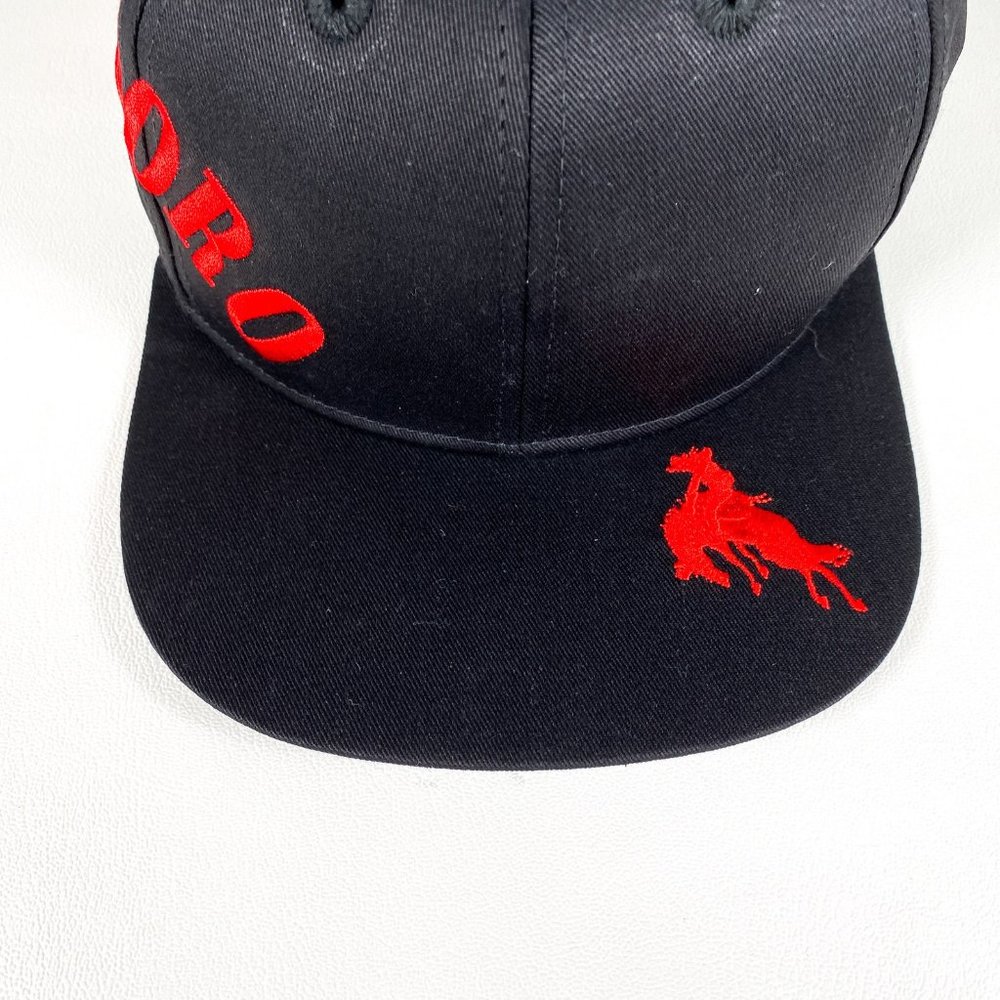 Vintage 90's Marlboro Man Spellout Country Store Cigarette Hat - Picture 2 of 4